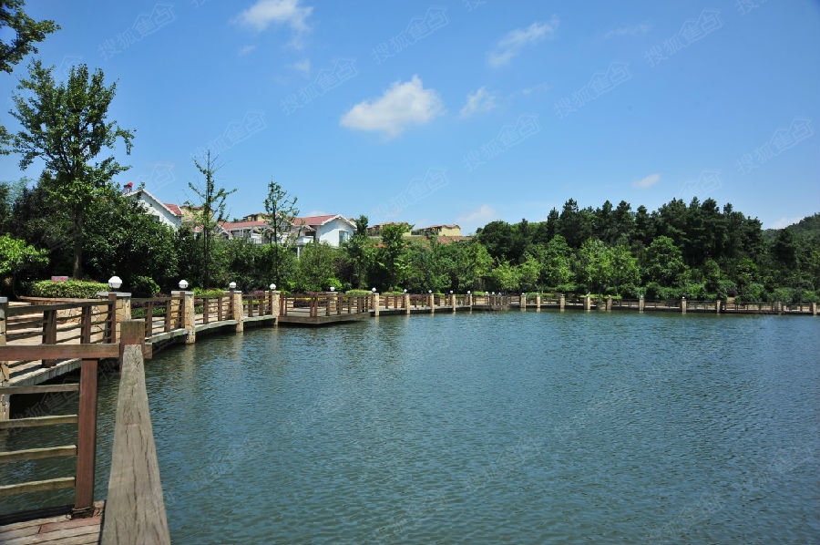 在城内卓越麓山楼板,居于山湖别墅.别墅之间拆卫生间图片