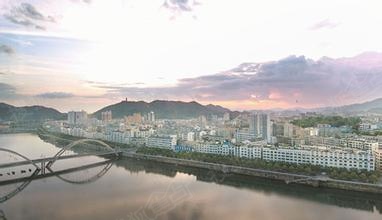 gdp增速_2018长沙各区gdp(3)