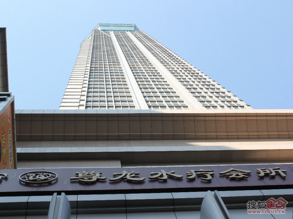 图:虎门黄河中心大厦63层顶层鸟瞰虎门