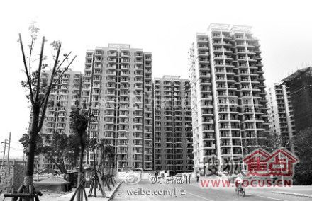 高安人均住宅_歌手高安图片(2)