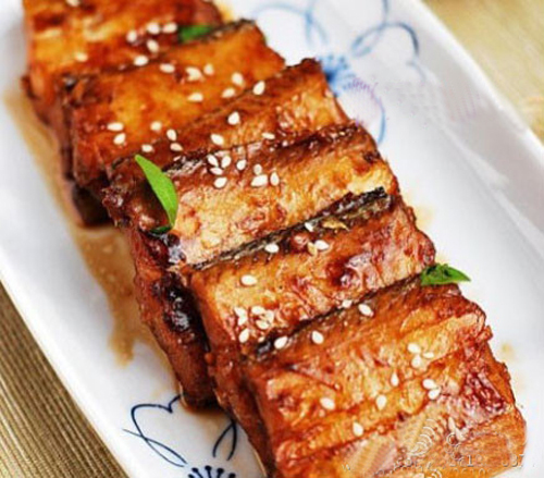 本帮菜红烧带鱼家常做法 a_70102143.jpg