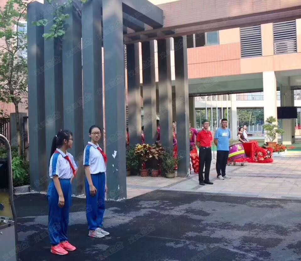 孩子读西关培正小学了,为娘的除了开心就是开心