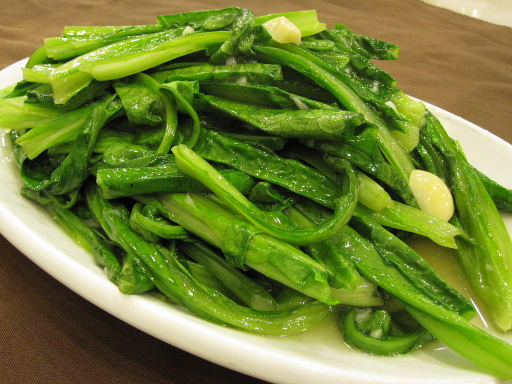 再来一个不辣的蒜茸油麦菜.