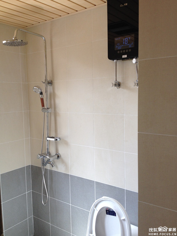 厨房燃气热水器不出热水 a_110927999.jpg