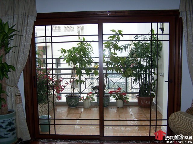b_380332228.jpg