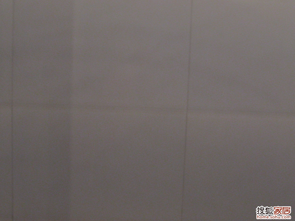b_68110874.jpg