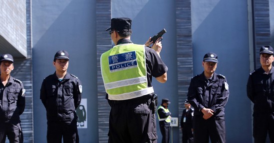 昆明暴恐事件图片; 香港警察配枪图片; 图片-户型图-昆明搜狐焦点网