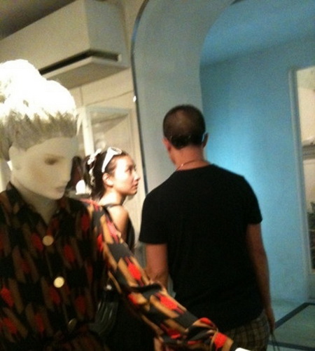 快乐家族成员_快乐家族成员收入