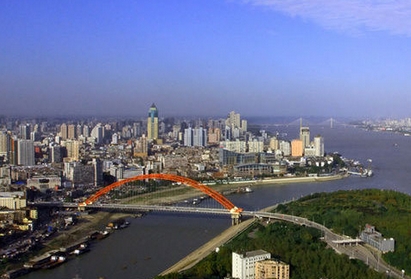 房价虚高 盘点2013最该降房价城市