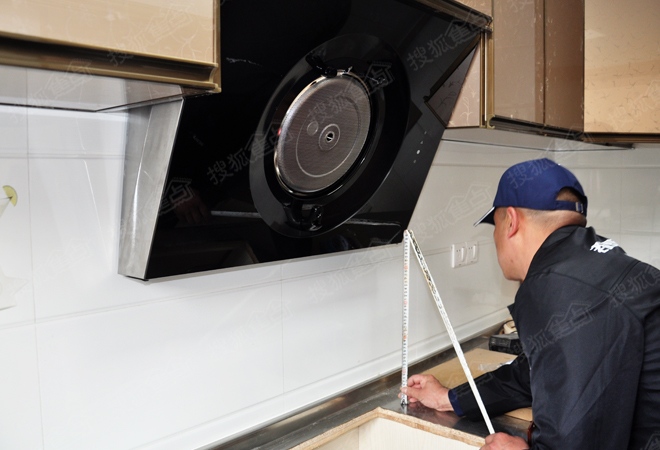 侧吸烟机安装视频教程_侧吸式吸油烟机安装_侧吸式抽油烟机 比较