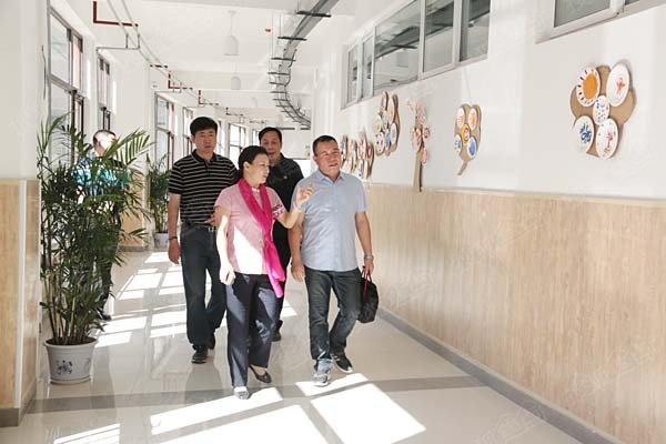 领导参观北京实验二小瀚唐和雅小学