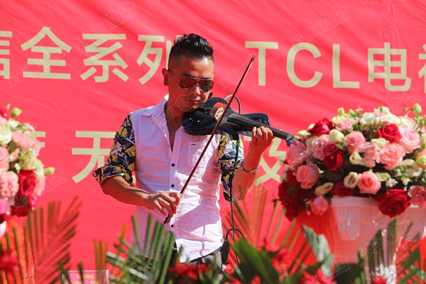 现场音乐演奏表演