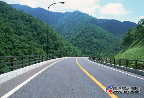 ·�ںη� ���ʼз��е���С�մ���ҵ�������