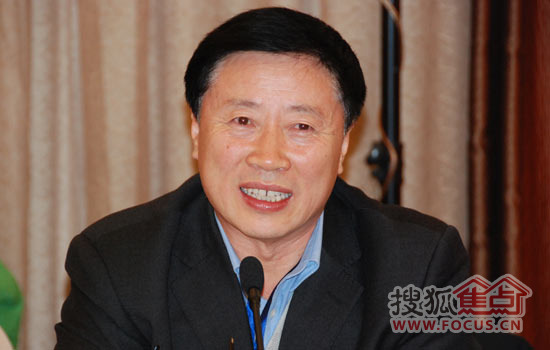 吉林森工集团总经理李凤春 吉林森工集团总经理李凤春