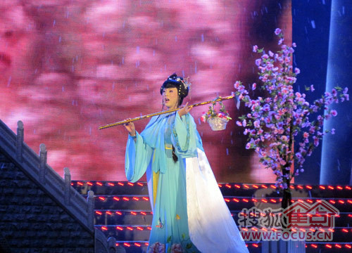 著名男旦欧阳青精彩表演