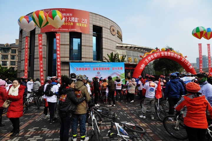 �и��������г���