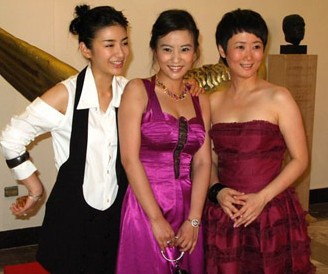 芙蓉姐姐暴瘦85斤 合照出丑的女星家居照(图)