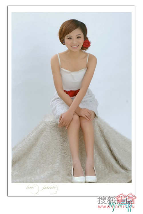 2011年太原最美售楼小姐 014号李佩璇(图)