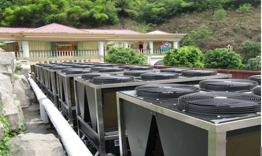 *家AAAA级风景区创低碳景区 巨资引进美*博浪空气源热泵