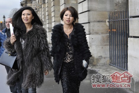 是中国十大元帅之一叶剑英的孙女,也是伏明霞原经纪人叶静子的妹妹.图片