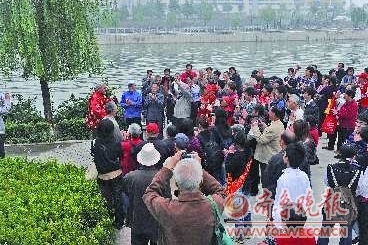 清朝人口变化_历代人口变迁 中国人何时开始认为 多子多福