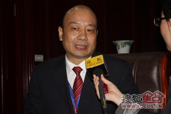 盛宇曾上教:开启企业"双代言" 强力回馈社会