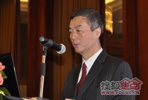 中国建筑卫生陶瓷协会秘书长 缪斌 讲话
