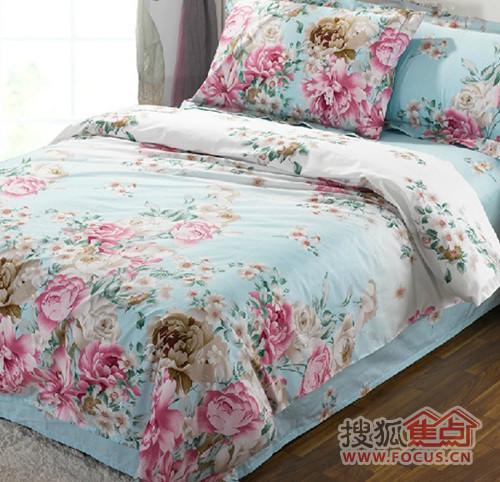 10款春光明媚床品 卧室的极佳装饰