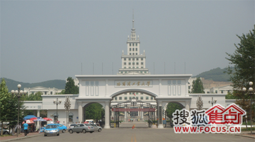 威海一中【学校楼盘扫描】帝景文院:地理位置:高区区域哪些初中考图片