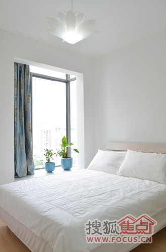 突破传统卧室透明墙 清爽120平米简约新房