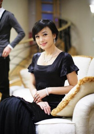 秦岚北京千万奢华豪宅曝家居妖艳写真照