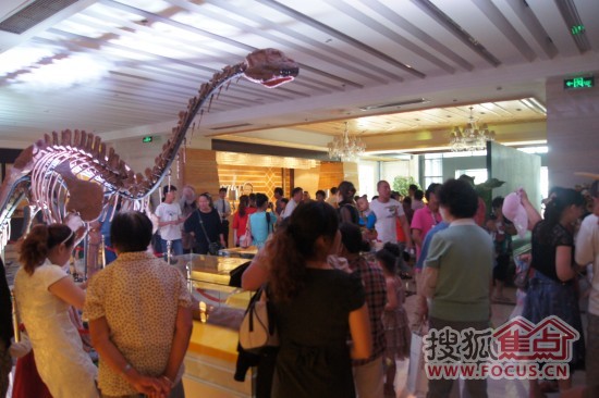 现场火爆人群