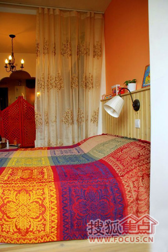 卧室在客厅 3万装35平米一居温馨混搭超美家