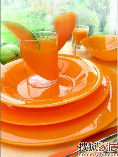 法国乐美雅“缤纷欢娱”（柑橘橙）全钢化玻璃餐盘
