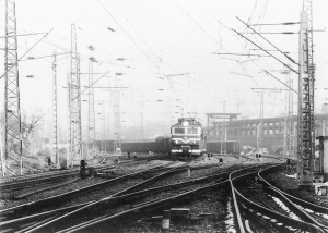 1982年，石太电气化铁路复线全线通车