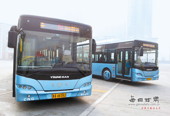 在经历了21个月的漫长工期后,兰州首条快速公交专线brt(busrapid