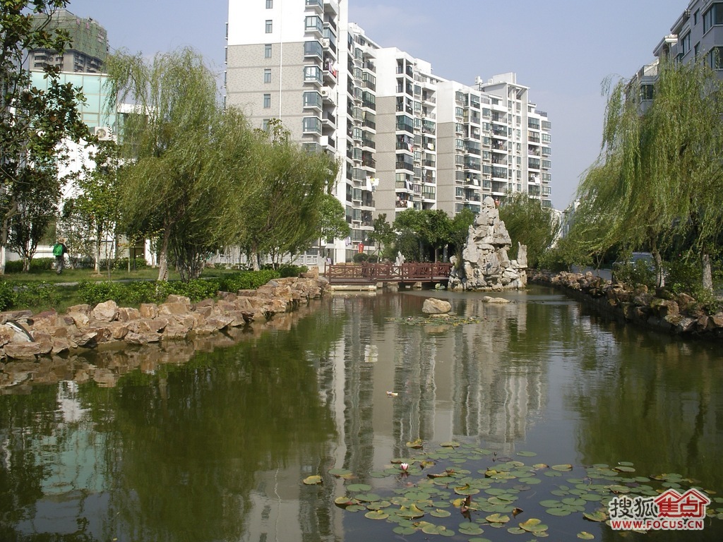 翡翠花园·湖景苑外观图