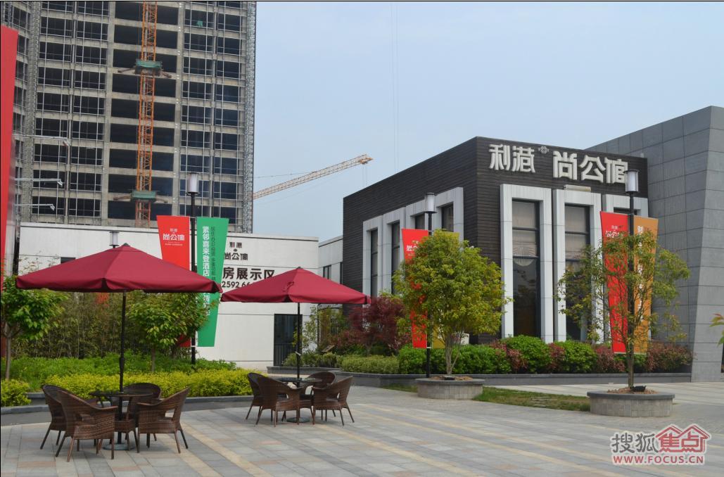 黄山利港尚公馆览新安江畔胜景 享周末下午茶