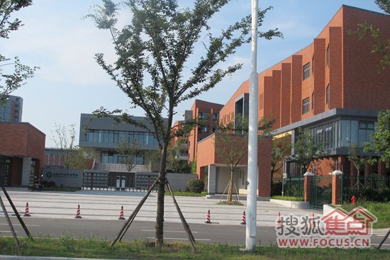大桥实验学校
