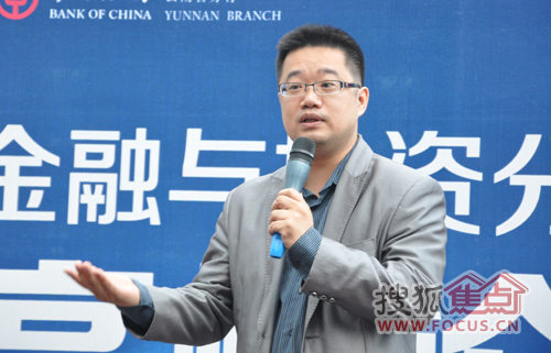 台湾著名金融师,香港大学商学院客座教授赖国光