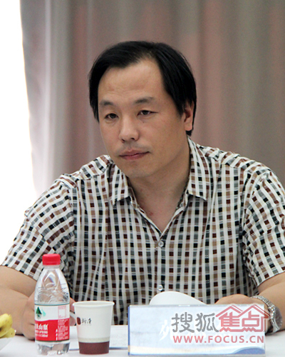 赛格地产董事长_深圳赛格大厦