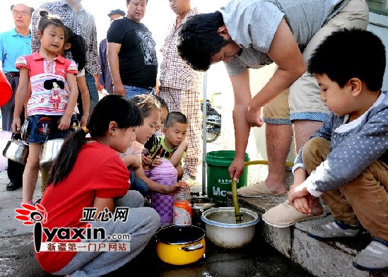 乌鲁木齐面积 人口_乌鲁木齐县(3)