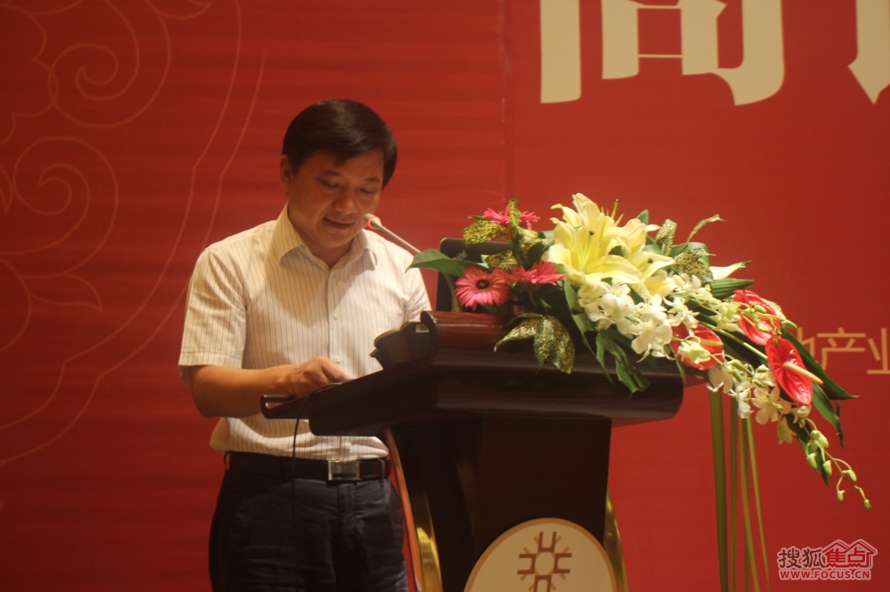 扬州市交通局副局长晏明演讲"交通与扬州城市的兴衰"议题扬州市广陵