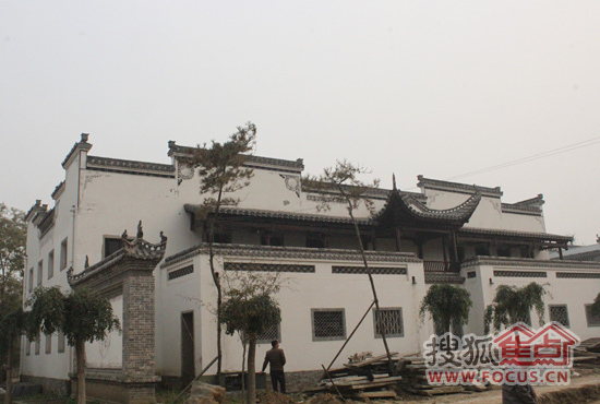 保定亿元复原明清"徽园" 北方最大徽派建筑群