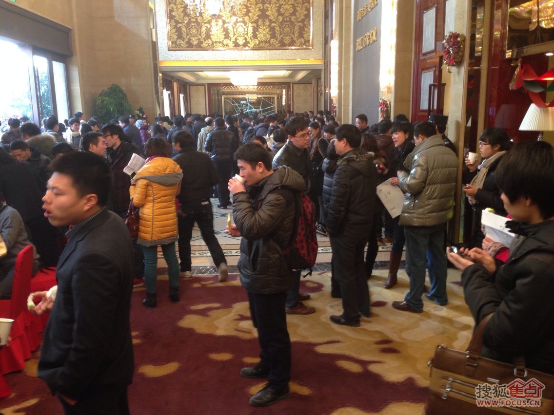 【我在现场:滨江万家名城开盘直播-房产新闻-杭州搜狐焦点网