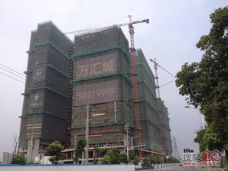 东方万汇城 全面停工