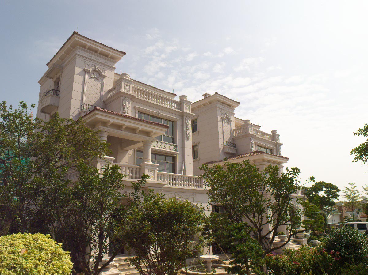 b_361972188.jpg