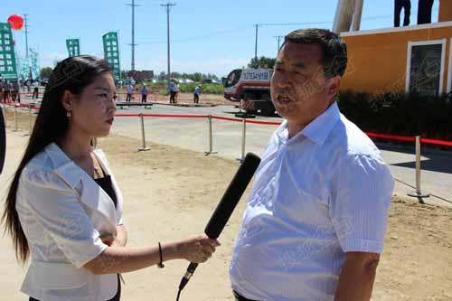 肇东市副市长张景春致辞