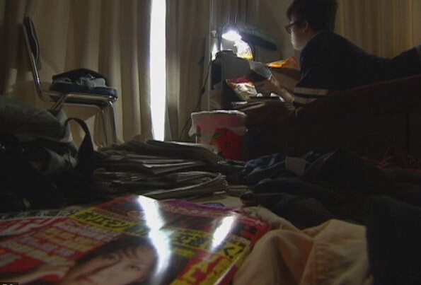日本百万宅男“蛰居”在家 只为逃避社会压力