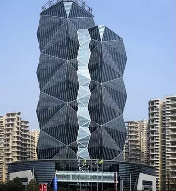 天府广场是个鸳鸯锅 揭秘成都长相最奇葩的建筑